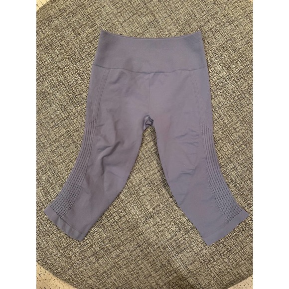 Peri Purple Lululemon seamless flow and grow crop leggings - Picture 3 of 9